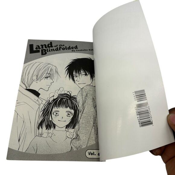 Land of the Blindfolded Vol. 4 English Shojo Romance Manga Sakura Tsukuba - Picture 7 of 8